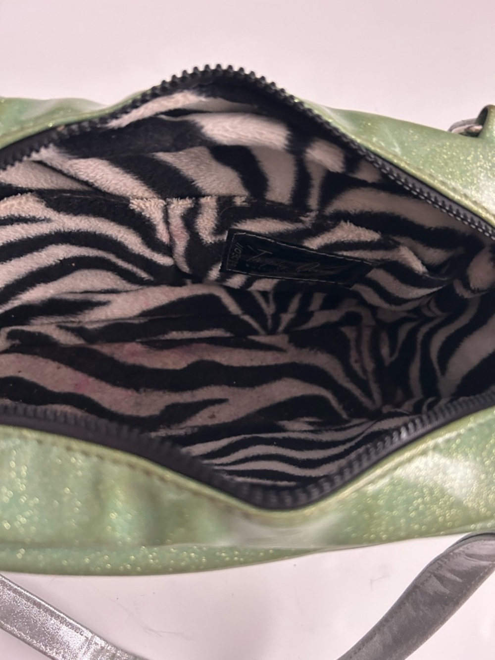 Trophy Queen Green Shoulder Bag with Silver Handles - Picture 10 of 12